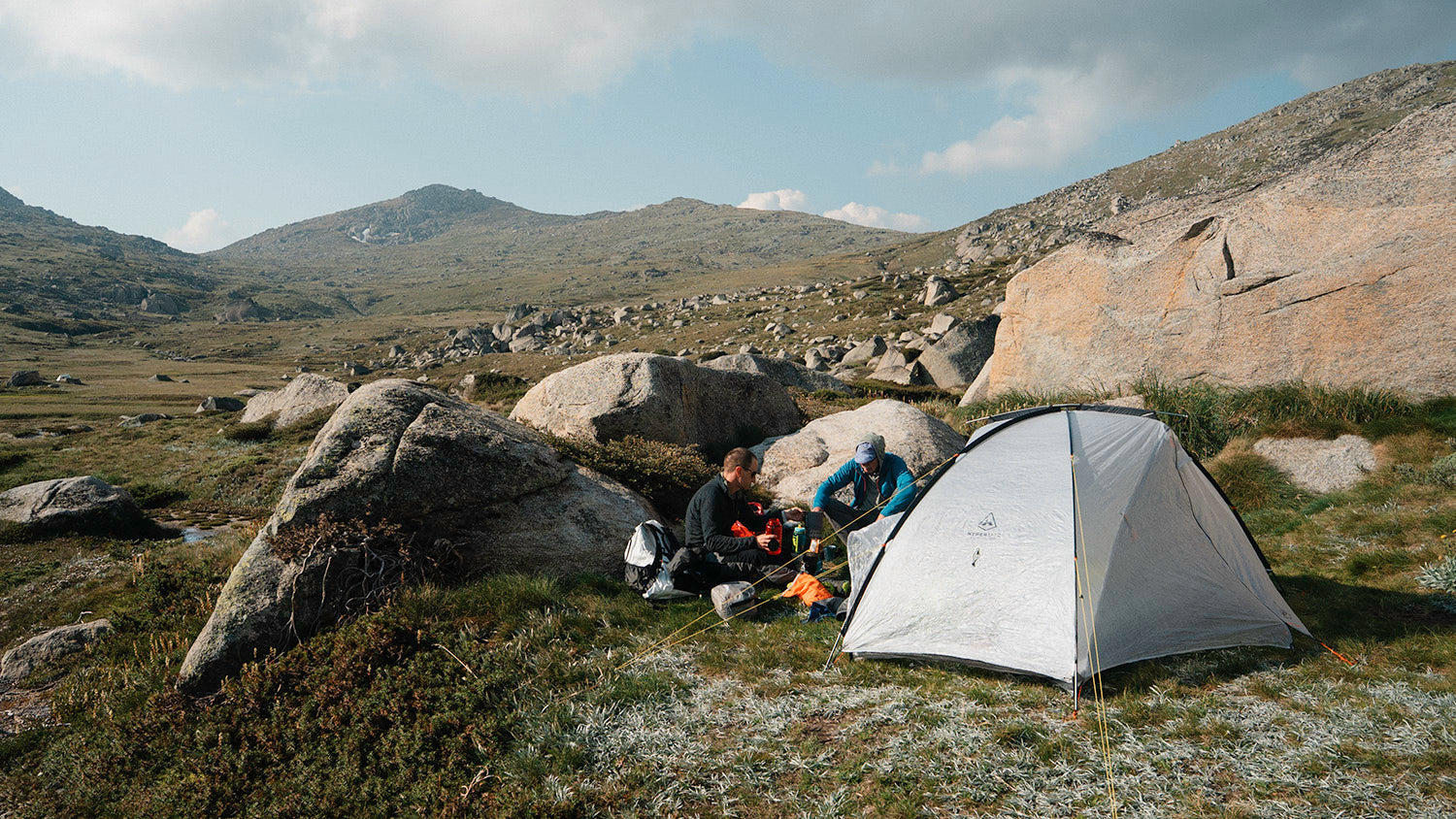 Hyperlite CrossPeak 2 Review | 964g Ultralight 2 Person Dyneema Hiking Tent