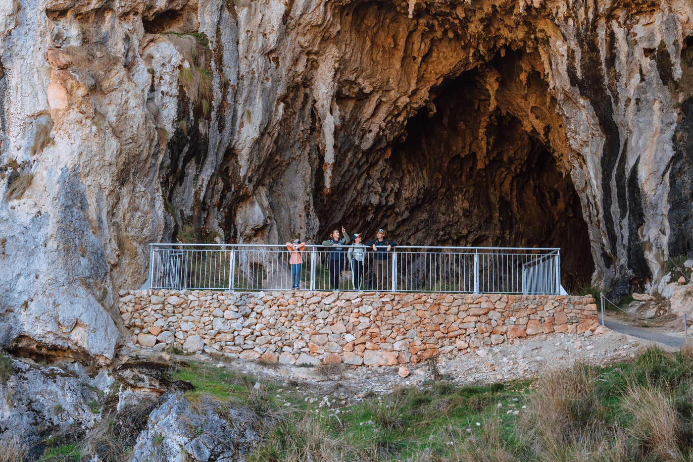 A Family Day-Out to Yarrangobilly Caves in Kosciuszko | Snowy Valleys x Wagga Wagga x Tom's Outdoors