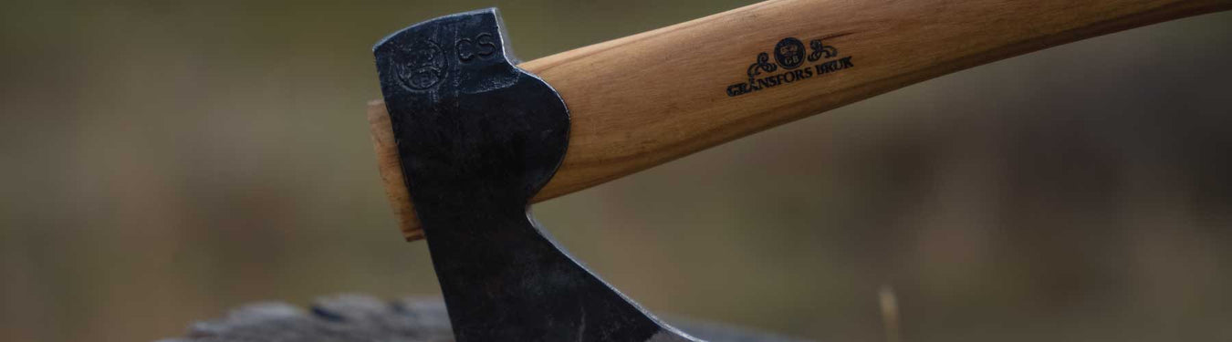 Gransfors Bruk hatchet splitting wood