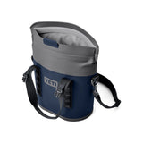 Yeti Hopper M15 Soft Cooler navy detail 1