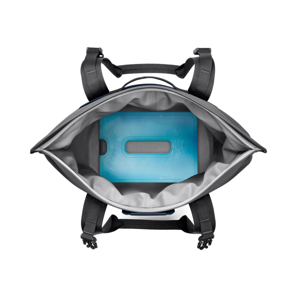Yeti Hopper M15 Soft Cooler navy detail 4