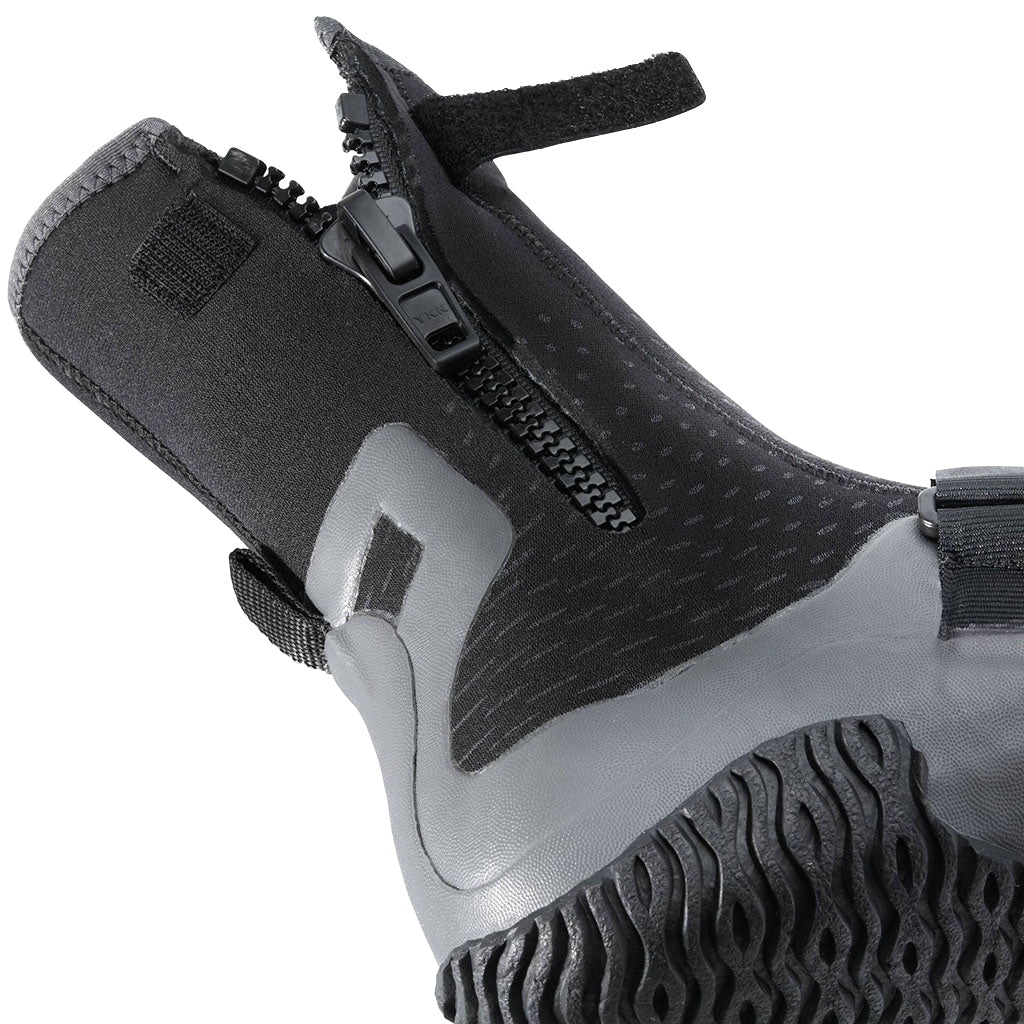 NRS Men's Paddle Wetshoe detail 2