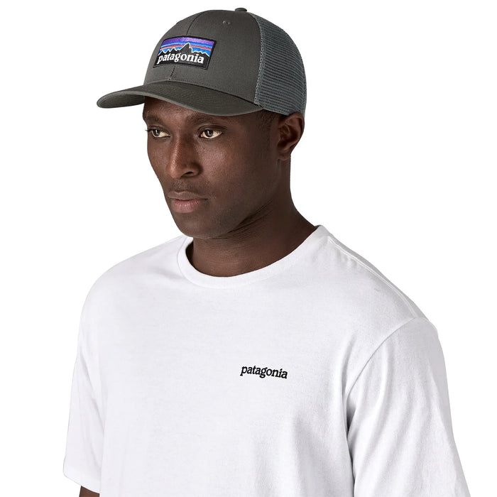 Patagonia P-6 Logo Trucker Hat Forge Grey detail 1