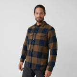 Fjallraven Men's Canada Long Sleeve Shirt Red Details 1