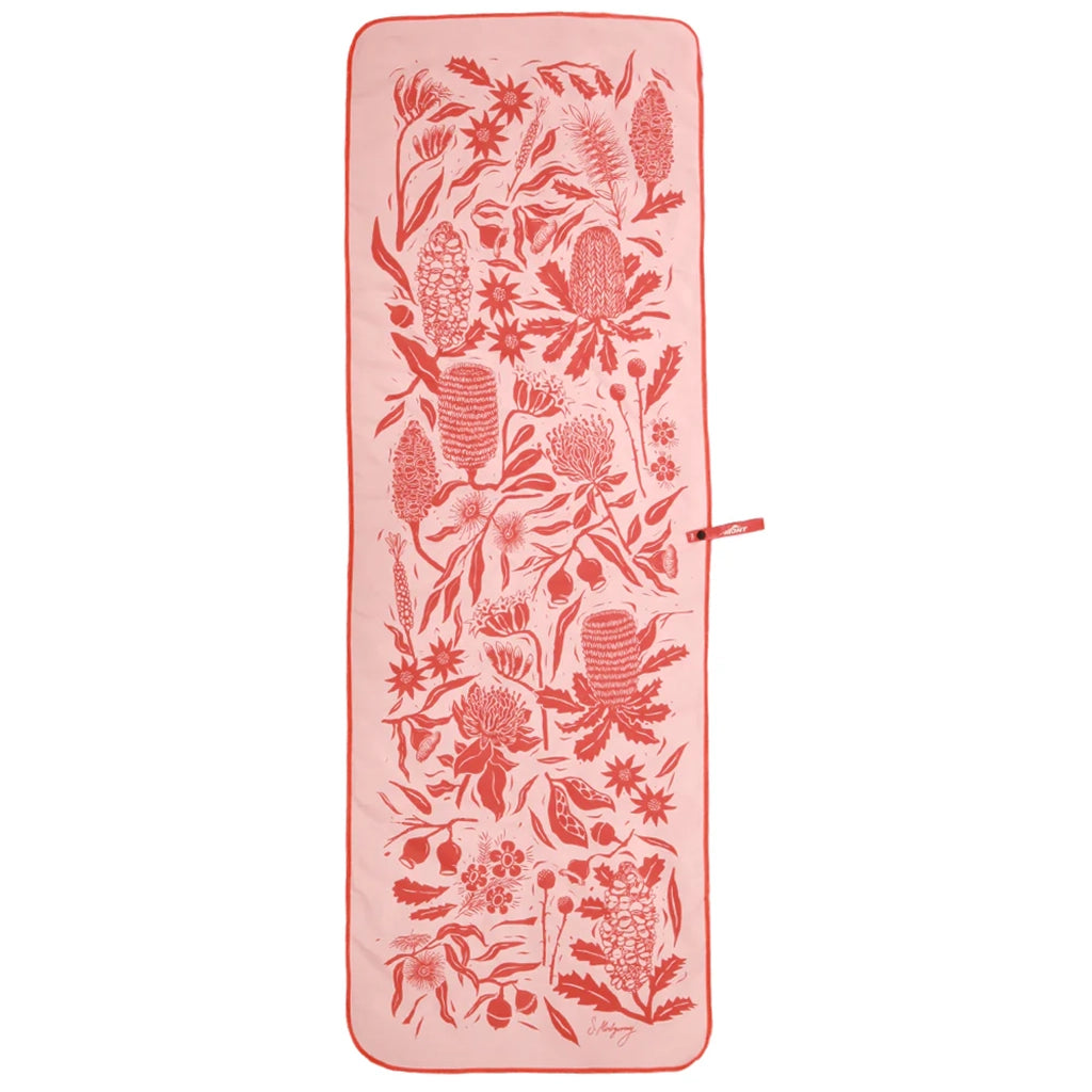 Mont Flora Microfibre Travel Towel — view 5