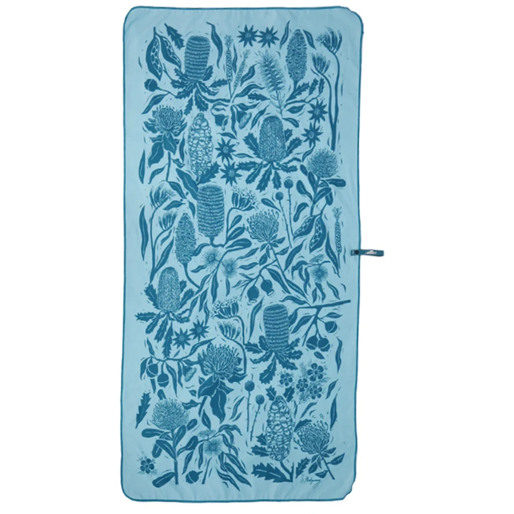 Mont Flora Microfibre Travel Towel — view 8
