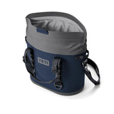 Yeti Hopper M30 Soft Cooler navy detail 2