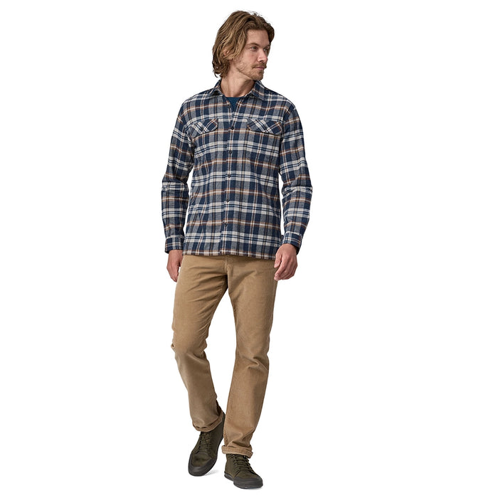 Patagonia Men's Long-Sleeved Organic Cotton Midweight Fjord Flannel Shirt FINN Detail 2