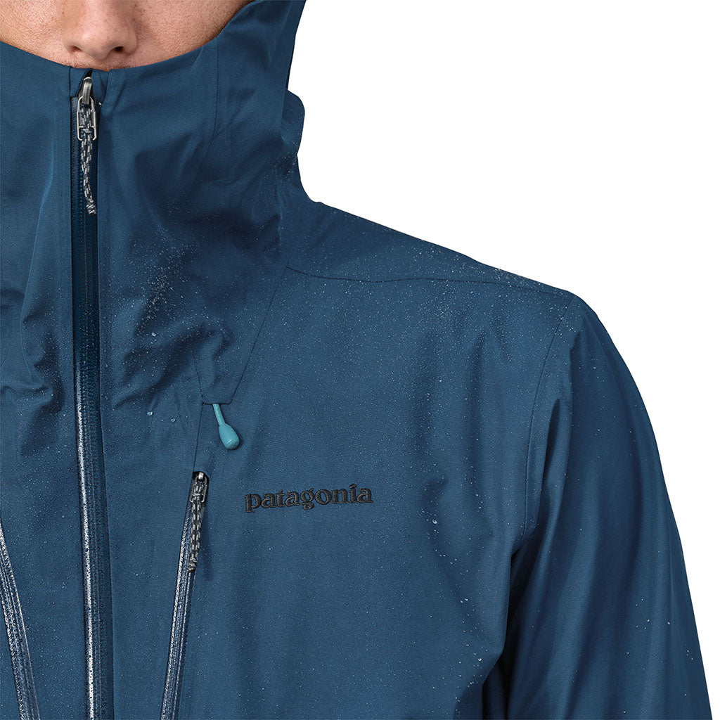 Patagonia Men's Triolet Jacket DWR detail
