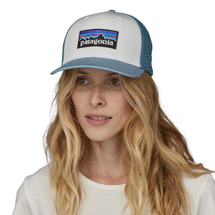 Patagonia P-6 Logo Trucker Hat WLGY model front