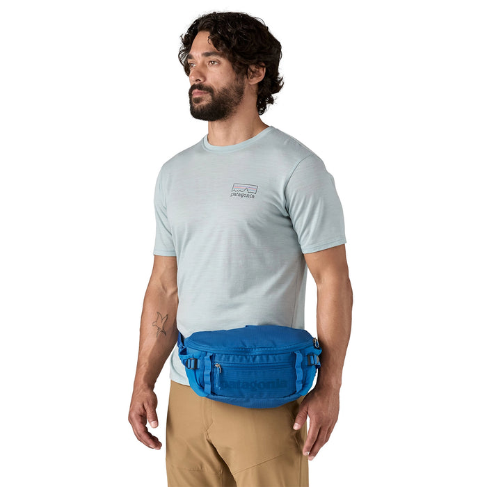 Patagonia Black Hole Waist Pack 5L - Berry Fig — view 3