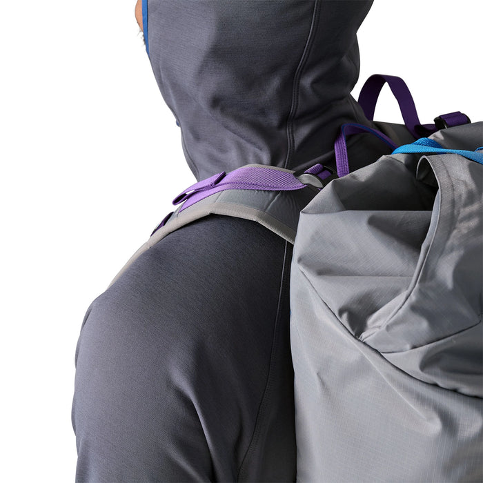 Patagonia Men's R1 Ultralight Hoody - Smolder Blue — view 9