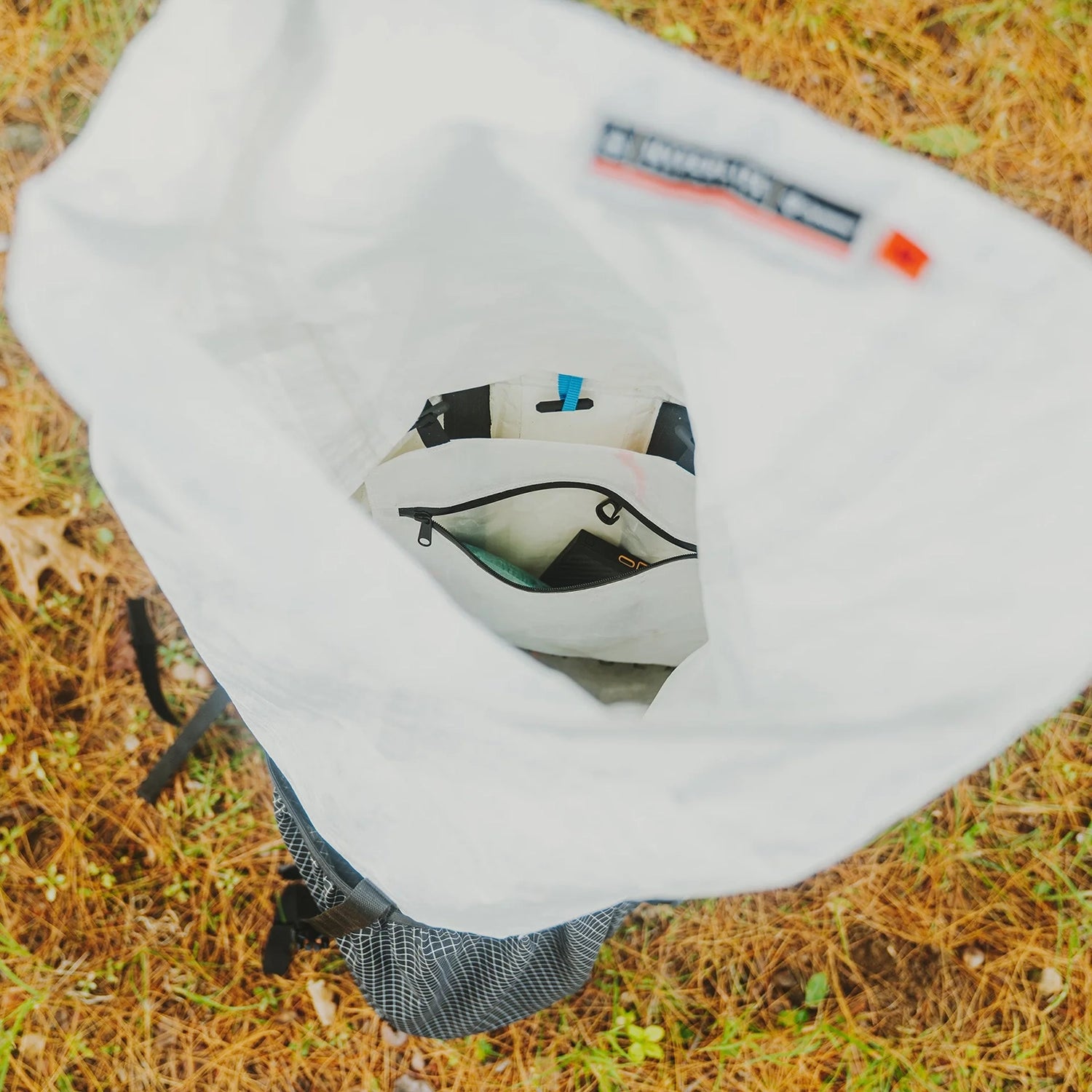 Hyperlite Mountain Gear Inside Pack Pocket — view 3
