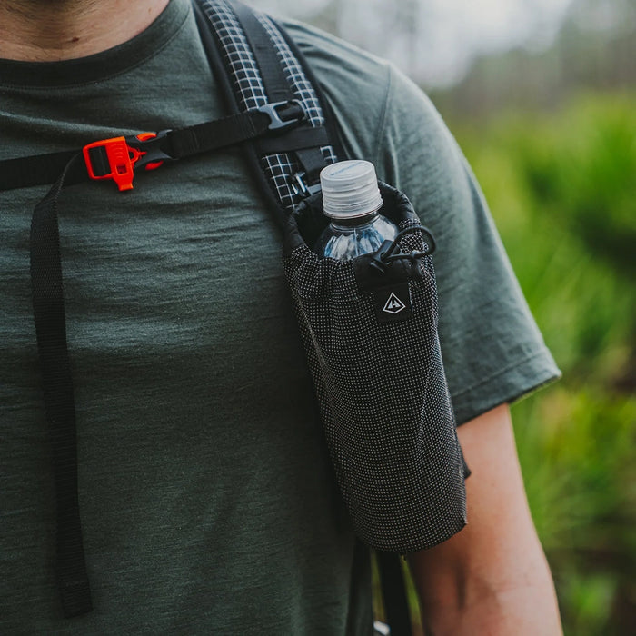 Hyperlite Mountain Gear The Bottle Pocket Details