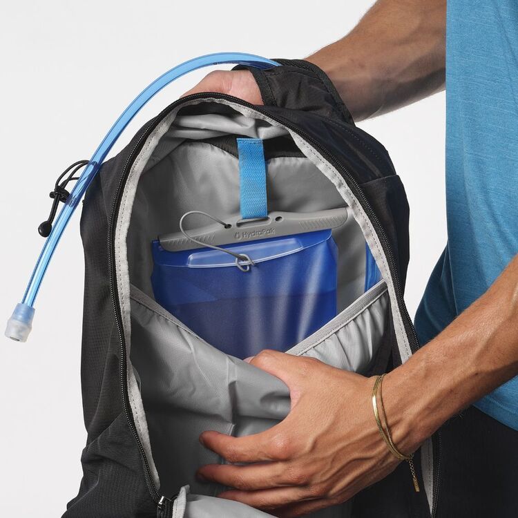 Salomon Trailblazer 20L Everyday Backpack — view 3