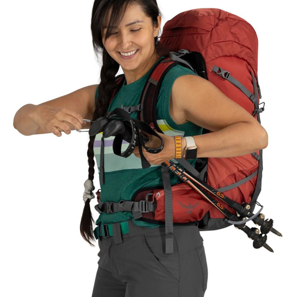 Osprey Women's Tempest (33L) - Black Details 2