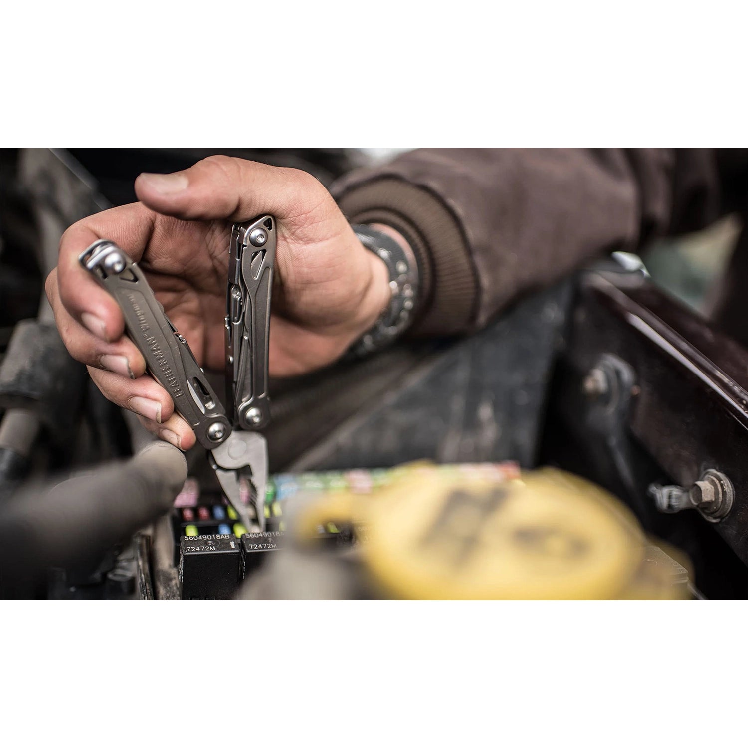Leatherman Wingman Multi Tool - Stainless — view 6