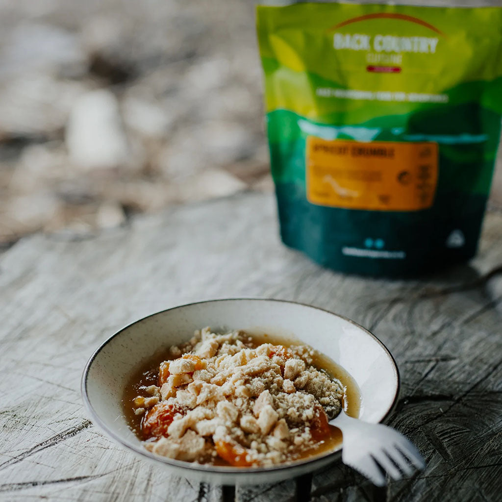 BackCountry Cuisine Freeze Dried Desserts - Regular Serve apricot crumble detail 1