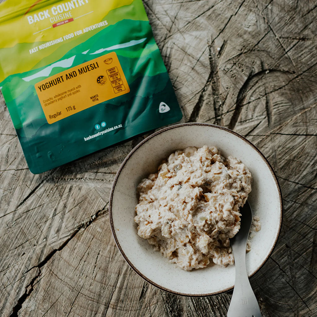 BackCountry Cuisine Freeze Dried Breakfast Meals yoghurt and musli detail 1