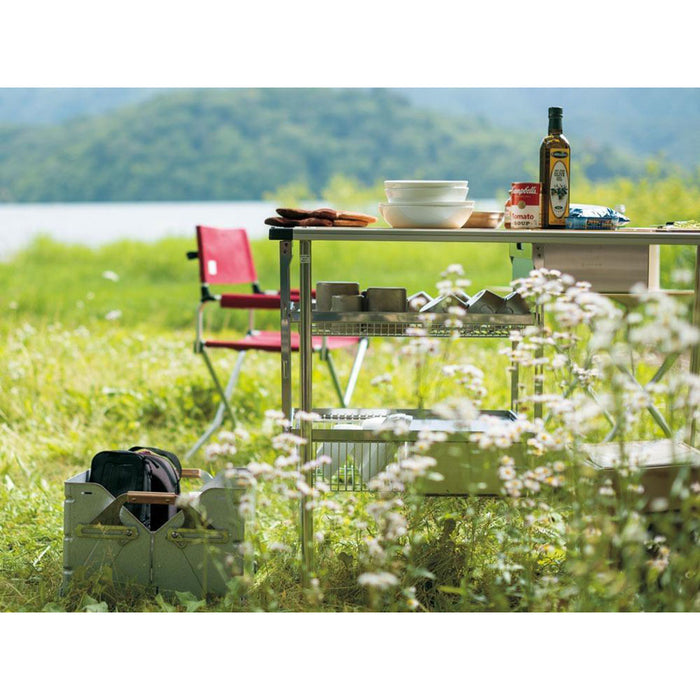 Snow Peak Shallow Mesh Tray 1 Unit lifestyle 1