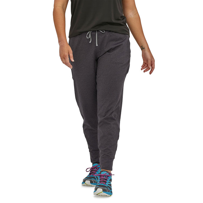 Patagonia Women's Pack Out Joggers - model 2