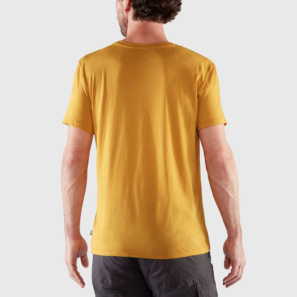Fjallraven Men's Logo T-shirt - model 2