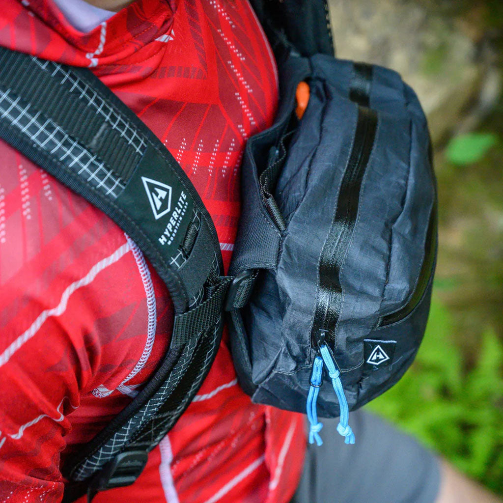 Hyperlite Mountain Gear Versa Pack lifestyle 3